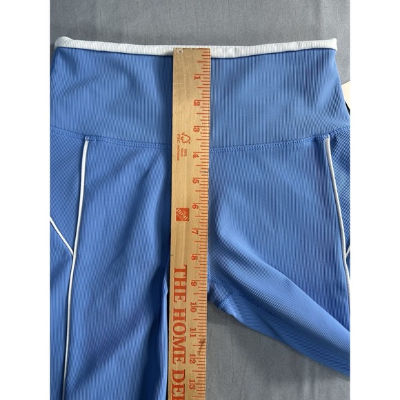 WILO The Label Sports Bra and Leggings Powder Blue 2 Piece Women's Small NEW - Picture 15 of 16